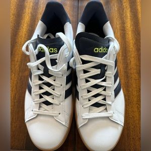 Men’s Adidas Grand Court Sneakers 9.5